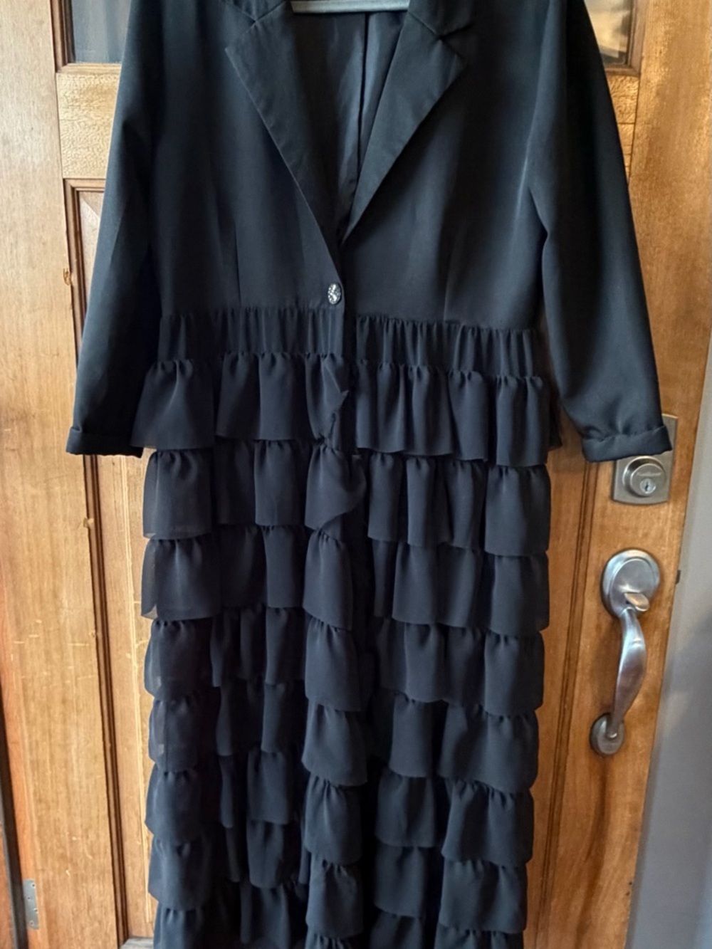 Black Ruffled Long Blazer Collar - Women - Picture 4 of 10